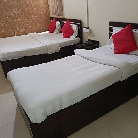 Hotel Mahati Indore Exterior foto